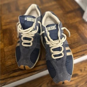 Vintage navy Diesel sneakers